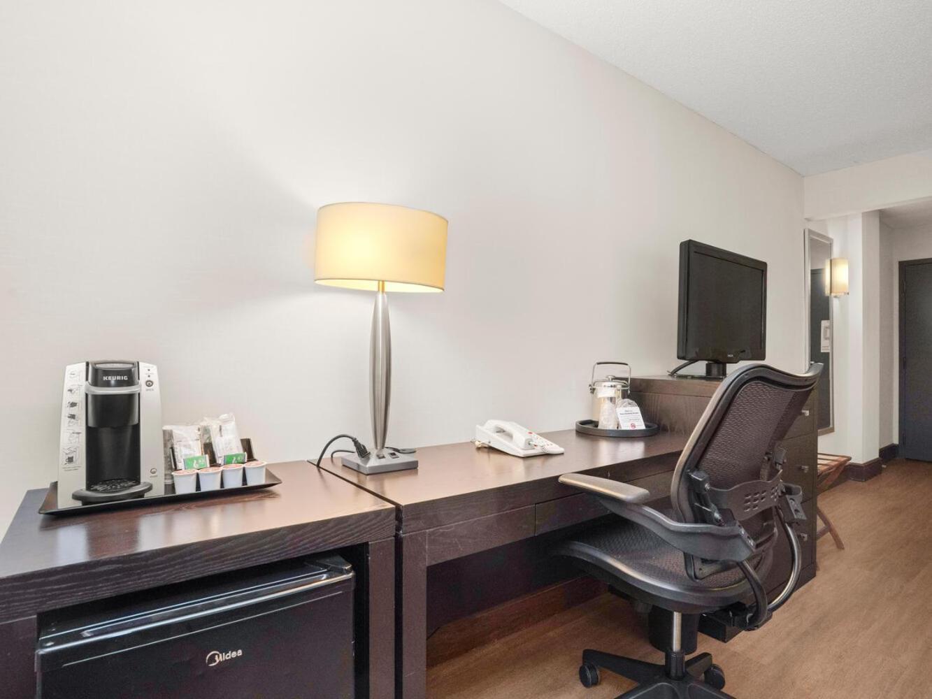 Armon Stamford Hotel & Conference Center Stamford Ct Stamford