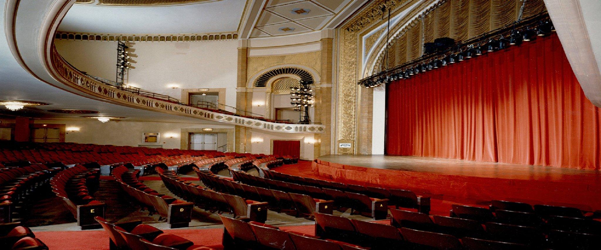 The Armon & Conference Center Hotel