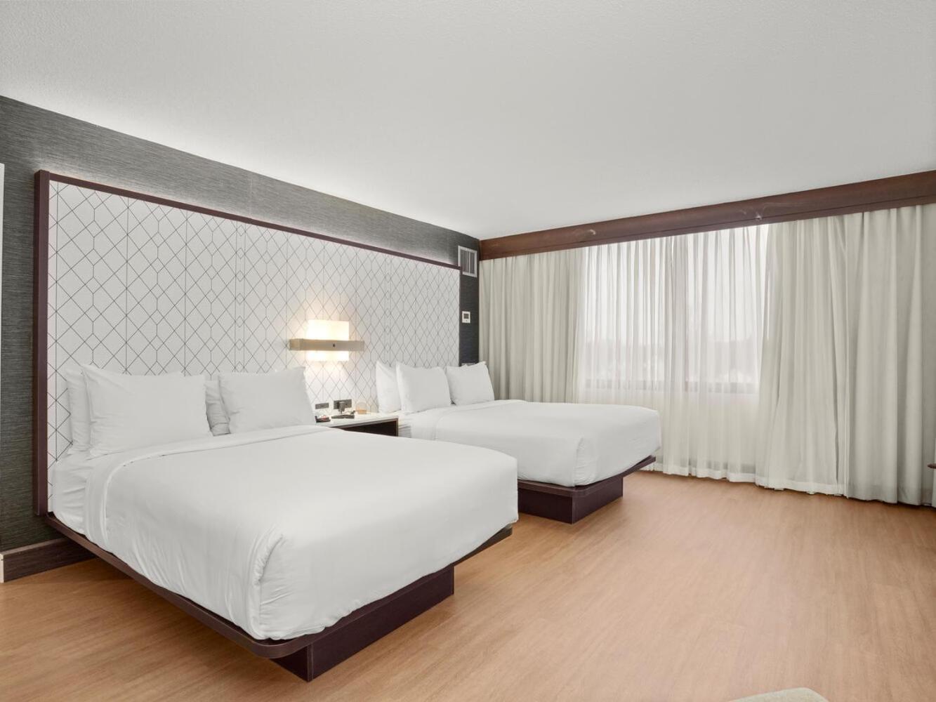 The Armon & Conference Center 4* Stamford