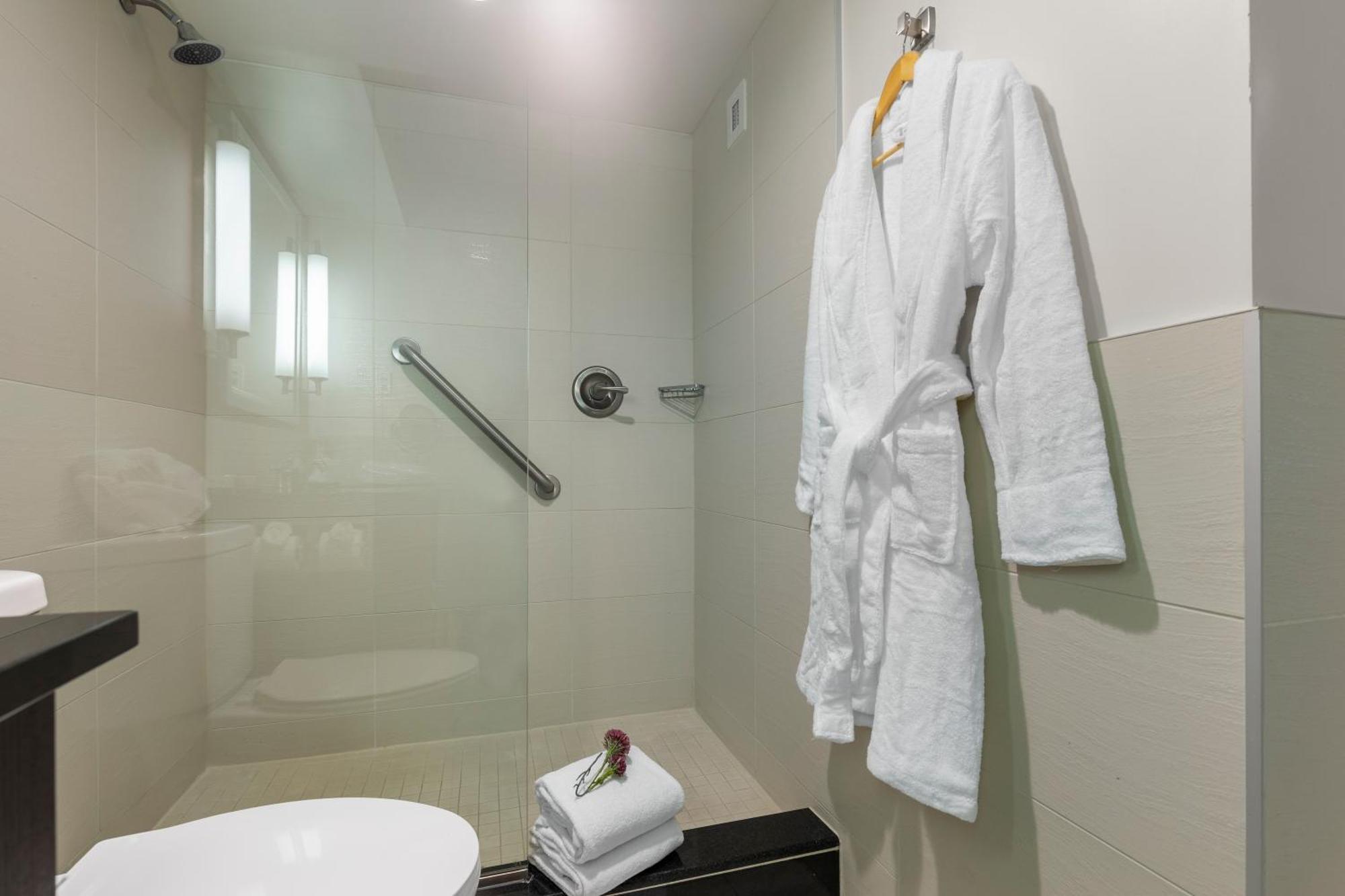 The Armon & Conference Center 4*